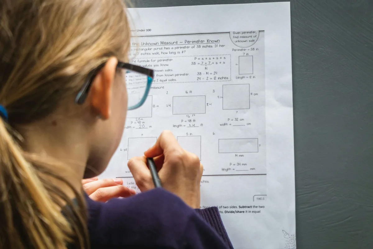 Secondary school (grades 6–10)